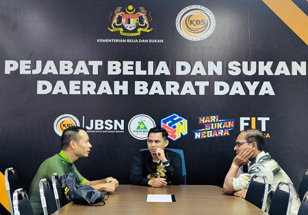 Perbincangan Program Kayuhan 3 Peaks Ride Challange Sempena Siri Malaysia Aktif @ komuniti