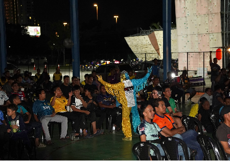 Big Screen Malaysia vs Vietnam di Kombes Pulau Pinang Meriah