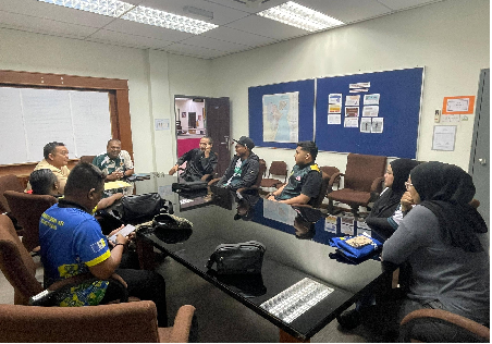 Kunjungan mesra dari legasi kepimpinan baharu Gerakan Belia 4B (M) Kawasan Tanjung.