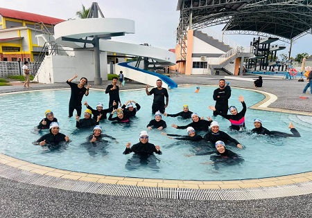 KELAS LATIHAN ASAS RENANG WARGA EMAS (KLAS) 2025/2026