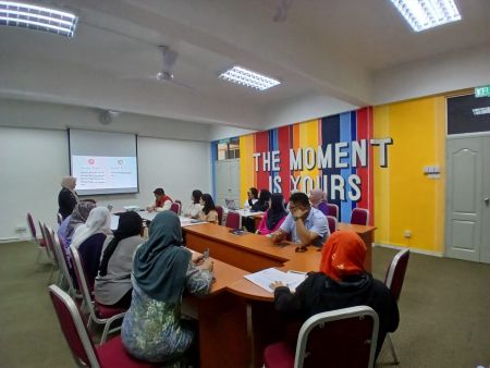 SESI FOCUS GROUP DISCUCCION (FGD) BAGI PELAKSANAAN MAKMAL PEMBANGUNAN BELIA MALAYSIA SIRI I OLEH INSTITUT PENYELIDIKAN PEMBANGUNAN BELIA MALAYSIA (IYRES)