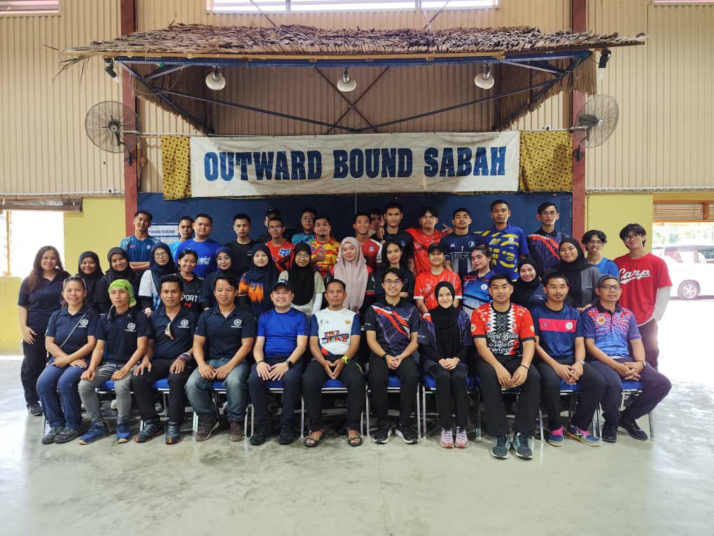 OUTWARD BOUND SCHOOL SABAH BENTUK SEMANGAT KEPIMPINAN PESERTA KURSUS