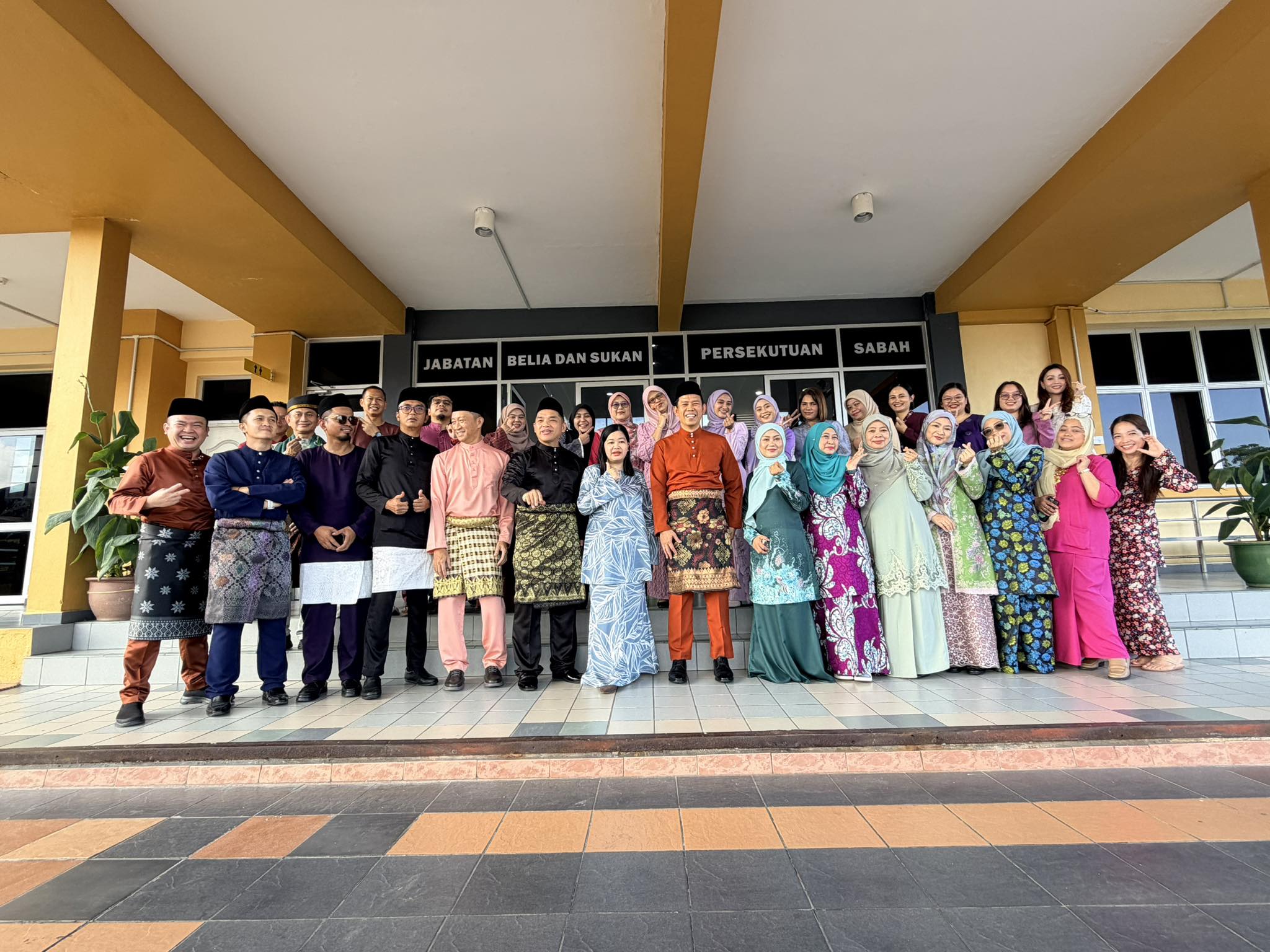 SELAMAT HARI RAYA AIDILFITRI