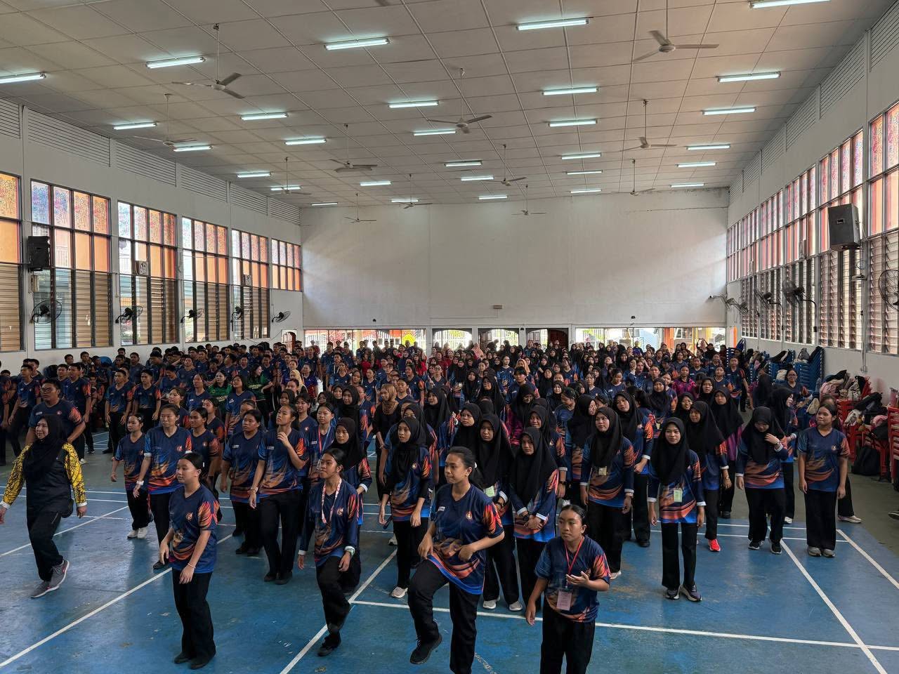 KOLEJ VOKASIONAL KENINGAU JADI PENTAS SEMANGAT DAN ASPIRASI BELIA PEDALAMAN ATAS