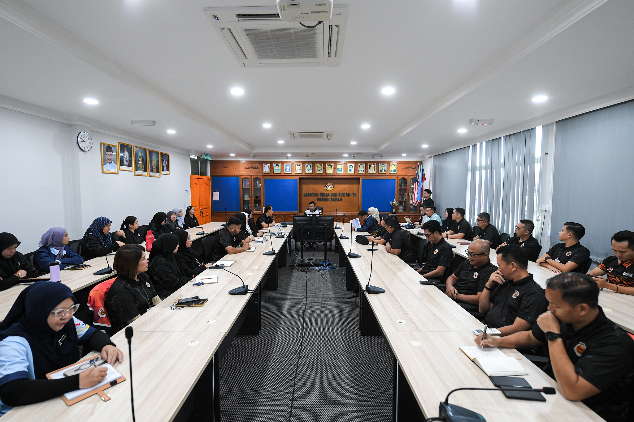 LAWATAN RASMI TIMBALAN MENTERI BELIA DAN SUKAN KE JABATAN BELIA DAN SUKAN (PERSEKUTUAN) NEGERI SABAH