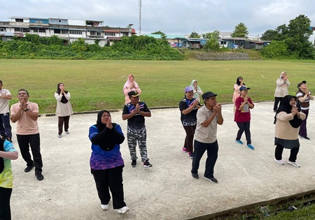 Siri Ketiga Program Senaman Warga Emas Aktif Peringkat Bahagian Betong Berlangsung Di Debak 
