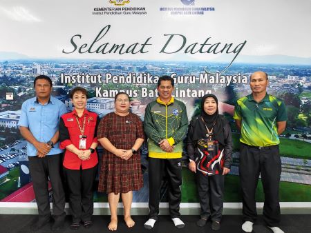 Kunjungan Hormat Kepada Pengarah Institut Pendidikan Guru Kampus Batu Lintang