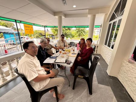 Perbincangan Bersama AJK Masjid Darul Farhanah Kampung Nombor 4