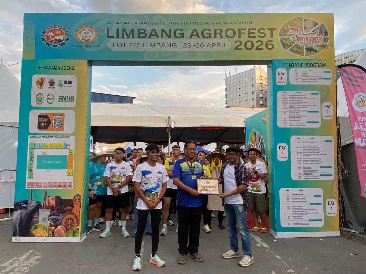 LIMBANG AGRO FUN RUN 5KM MERIAH DENGAN PENYERTAAN PERLBAGAI KAUM 