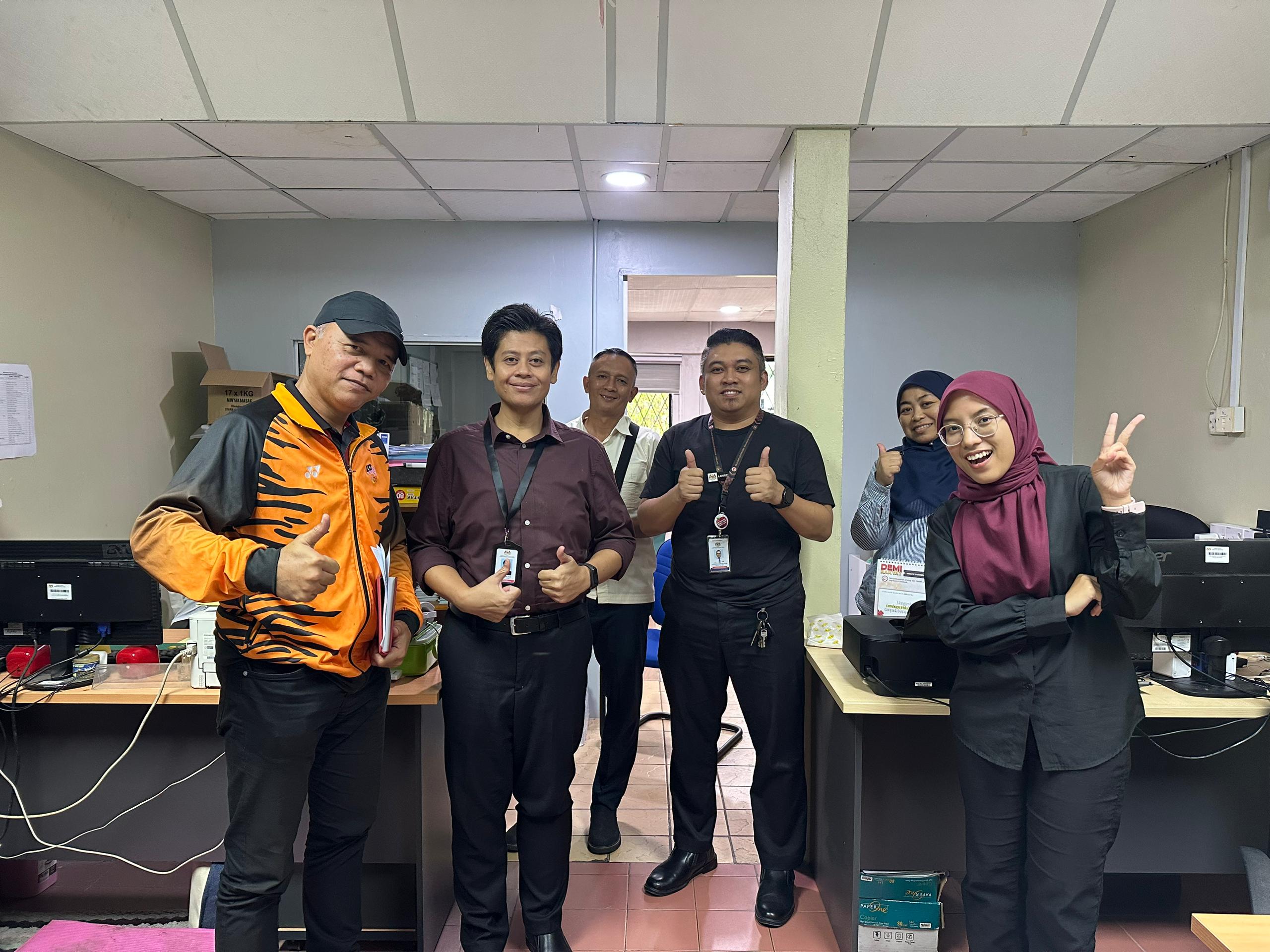 PERJUMPAAN BERSAMA PEJABAT KESIHATAN BAHAGIAN LIMBANG
