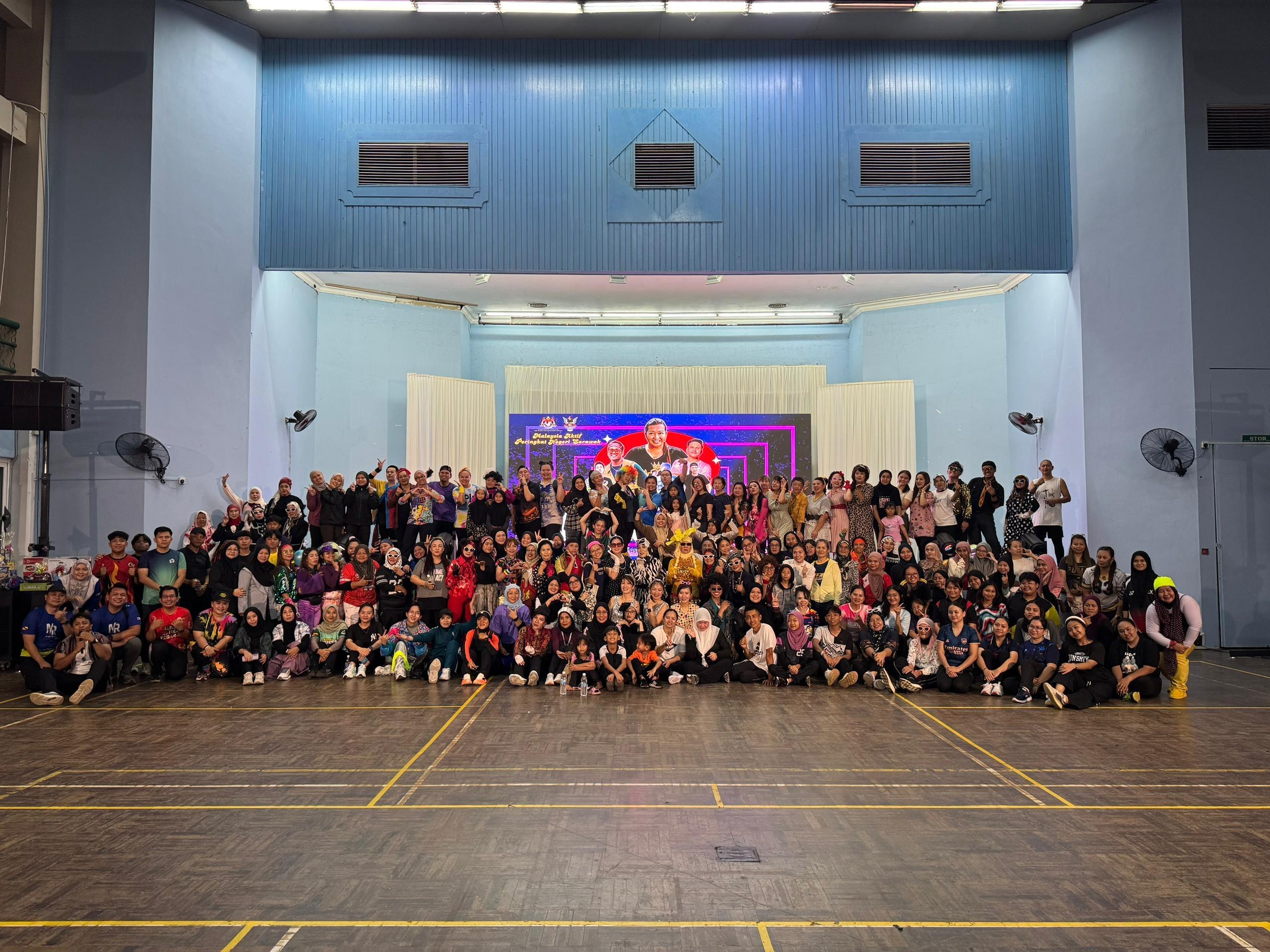 MIXFITNESS “BEGA” RETRONITE MERIAH DAN MENGASYIKKAN.