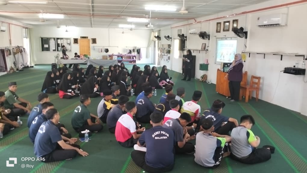 BAKAT YANG BERJAYA DIGILAPKAN DIDALAM SLOT PENGUCAPAN AWAM BAGI BENGKEL PENGUCAPAN AWAM SMK AGAMA LIMBANG