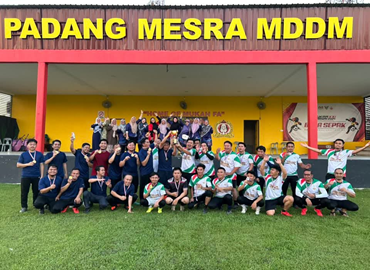 PERLAWANAN PERSAHABATAN BOLA SEPAK NEBULAE FC DAN PEJABAT AGAMA ISLAM ZON TENGAH