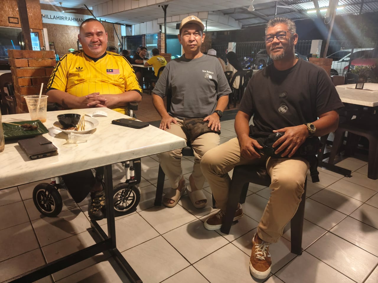 PBSB SARIKEI MENYANTUNI PENGURUSAN BINTANGOR FC