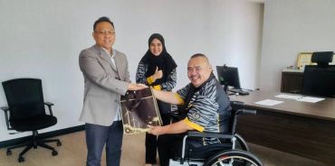 KUNJUNGAN HORMAT KEPADA DATU RESIDEN BAHAGIAN SARIKEI