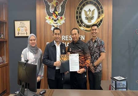 KUNJUNGAN HORMAT PEGAWAI BELIA DAN SUKAN BAHAGIAN SRI AMAN KE PEJABAT RESIDEN 