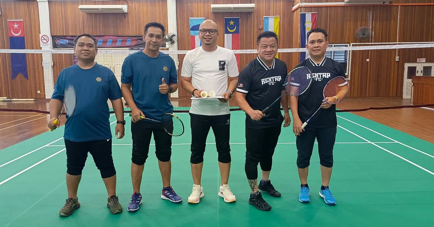 Pentadbiran A Rangkul Kejuaraan Badminton Intersection Dua Tahun Berturut-Turut