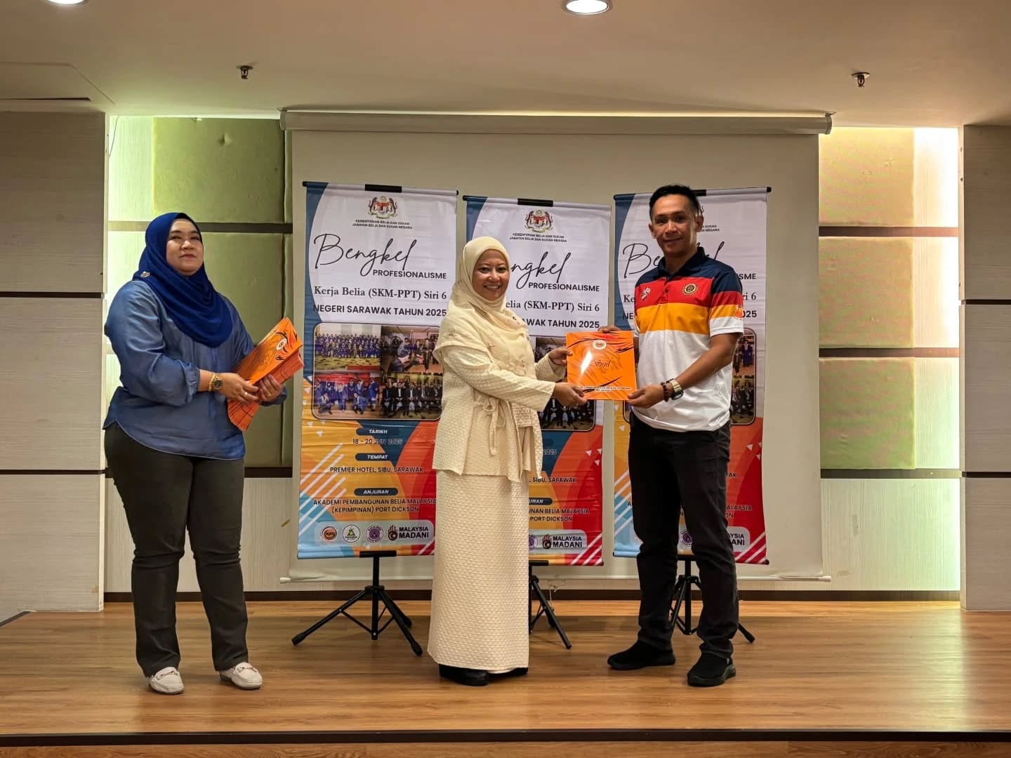 BAHAGIAN PEMBANGUNAN SUKAN, JBSN SARAWAK TURUT KE BENGKEL PROFESIONALISME KERJA BELIA SKM-PPT SIRI 6 NEGERI SARAWAK TAHUN 2025
