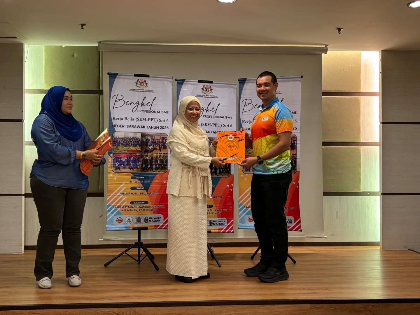 BAHAGIAN PEMBANGUNAN SUKAN, JBSN SARAWAK TURUT KE BENGKEL PROFESIONALISME KERJA BELIA SKM-PPT SIRI 6 NEGERI SARAWAK TAHUN 2025