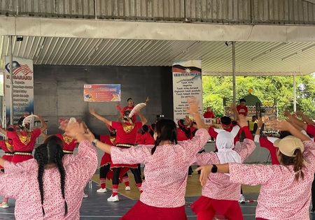 PERTANDINGAN AEROBICTHON ANJURAN SWEET BEE AEROBICS CLUB SEMARAKKAN BUDAYA HIDUP AKTIF DI KABONG
