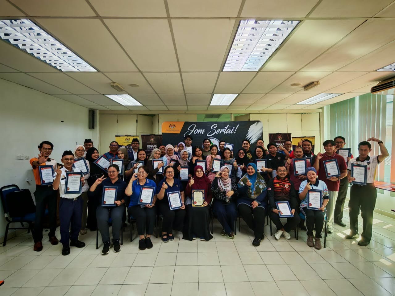 GURU DARI SMK KAPIT DAN SMK KAPIT NO. 2 SERTAI BENGKEL PEMIMPIN BAHARU ANUGERAH REMAJA PERDANA RAKAN MUDA (ARPRM) 2026