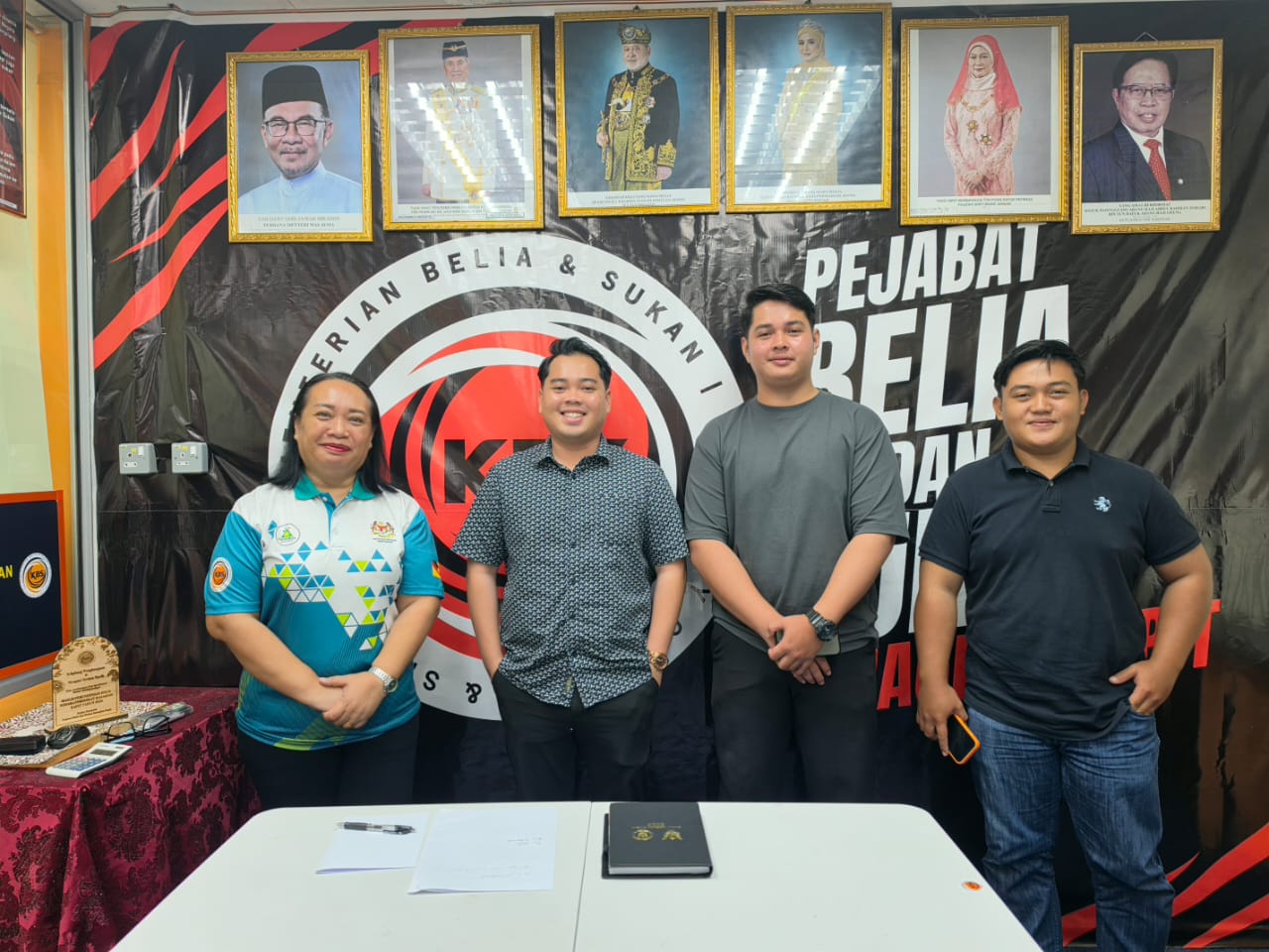 PERBINCANGAN  PENUBUHAN KELAB RAKAN MUDA (KRM) HULU RAJANG