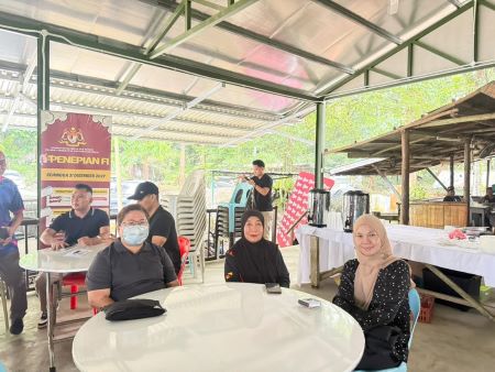 Hadir Tanda Sokongan Terhadap Program Borak Santai