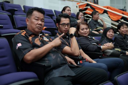 Suntikan Semangat Untuk Terus Berkhidmat