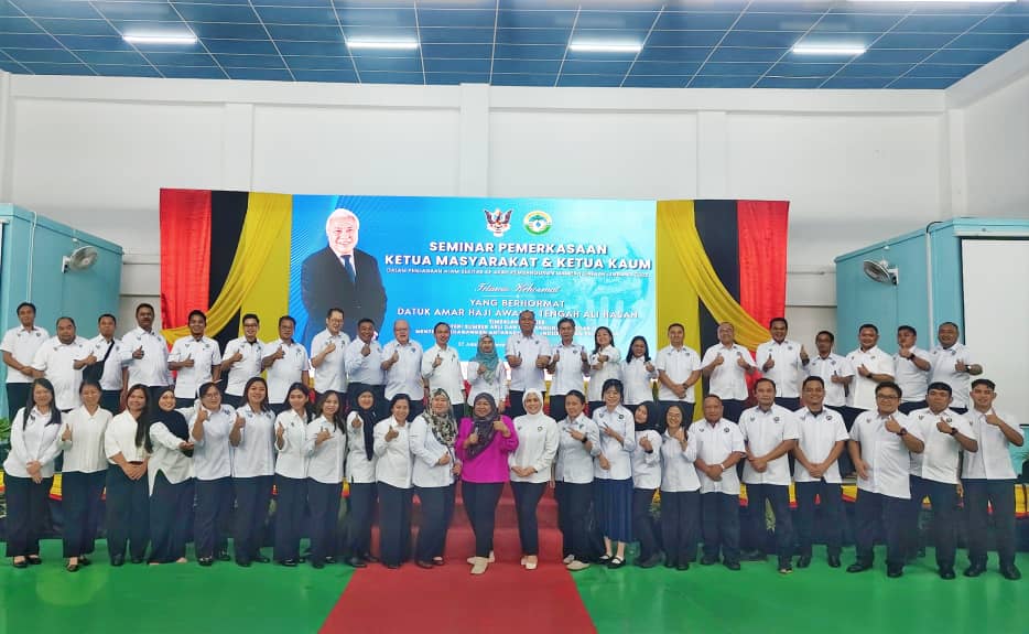 WARGA PBSB LIMBANG JAYAKAN SEMINAR PEMERKASAAN KETUA MASYARAKAT DAN KETUA KAUM DALAM PENJAGAAN ALAM SEKITAR KE ARAH PEMBANGUNAN MAMPAN DAERAH LIMBANG