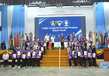 Majlis Penyampaian Sijil dan Pin Tahap Gangsa ARPRM