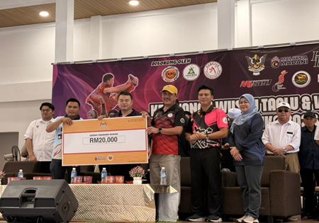 Penyampaian Cek Cura Geran Padanan Sukan (GPS) Kementerian Belia dan Sukan Kepada Persatuan Wushu Bahagian Mukah
