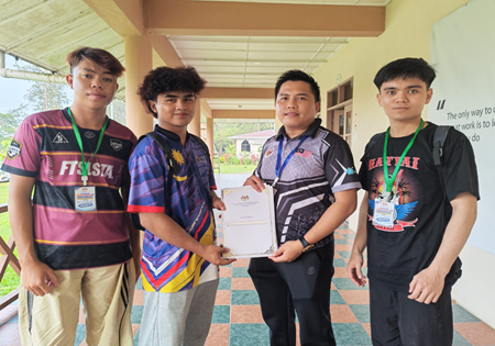 Sijil Pendaftaran Kelab Rakan Muda Tanjung Manis Diserahkan