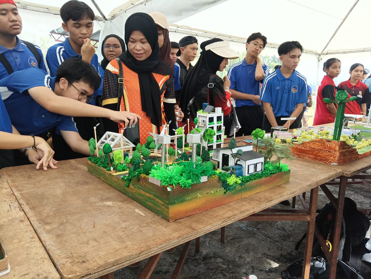 ECOCITY INNOVATOR, JOHAN PERTANDINGAN MODEL TEKNOLOGI HIJAU