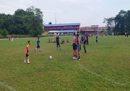 PROGRAM PEMBANGUNAN BAKAT BOLA SEPAK PERINGKAT AKAR UMBI 