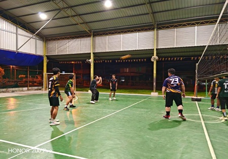 PASUKAN BOLA TAMPAR SRI AMAN INTENSIFKAN LATIHAN JELANG LSK PERINGKAT NEGERI SARAWAK