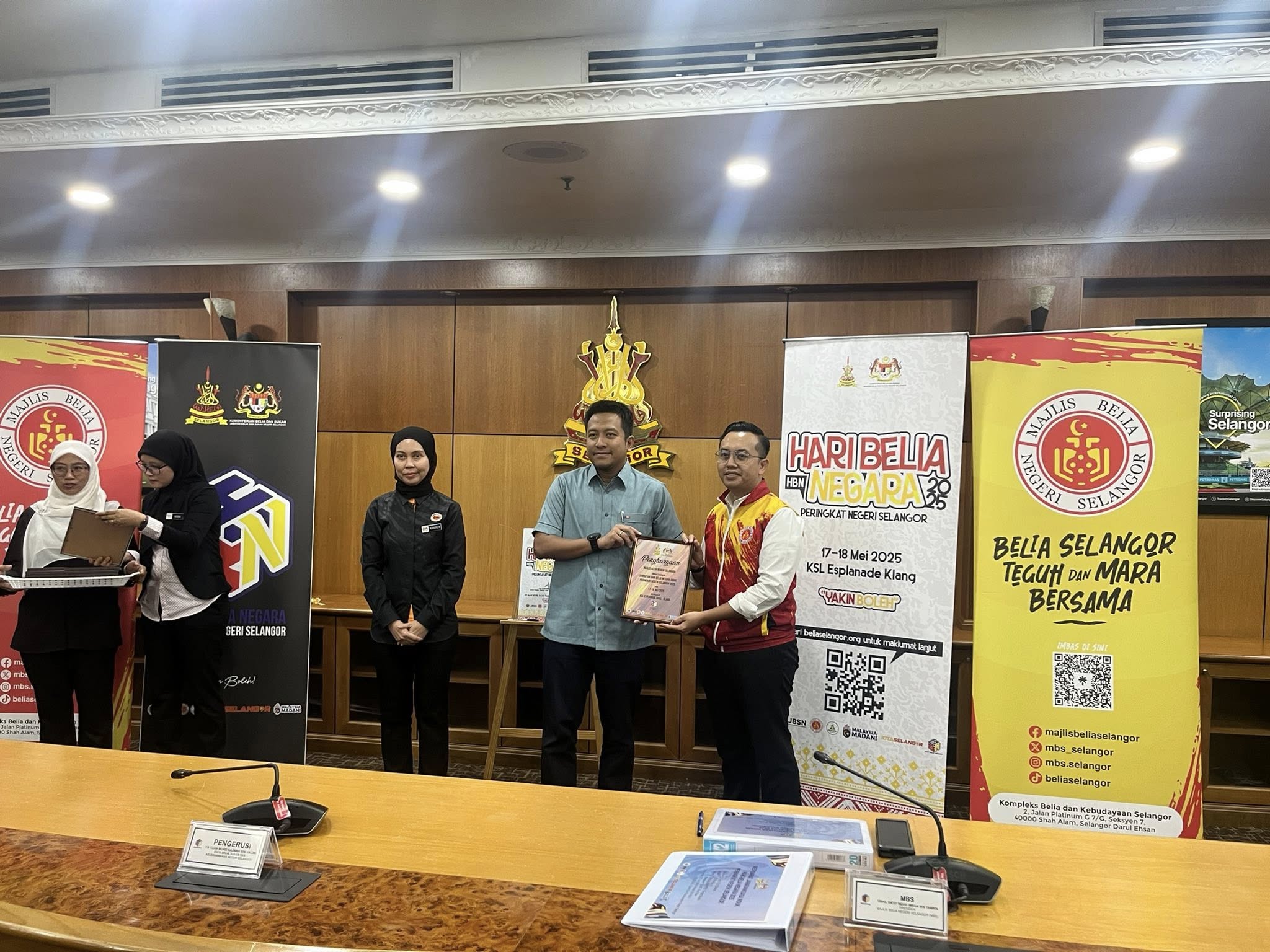 YB NAJWAN MENYEMPURNAKAN PRA PELANCARAN SAMBUTAN HARI BELIA NEGARA (HBN) PERINGKAT NEGERI SELANGOR 2025