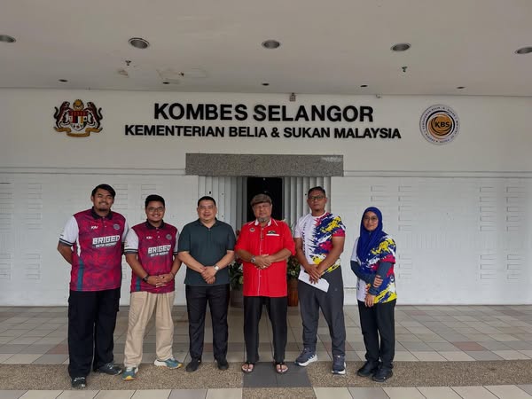 SESI PERBINCANGAN PROGRAM PESTA TRADISI KITA - WAJA DIRI RAKAN MUDA