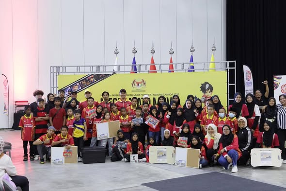 SKRIN BESAR RAKAN MUDA: MECHAMATO MOVIE