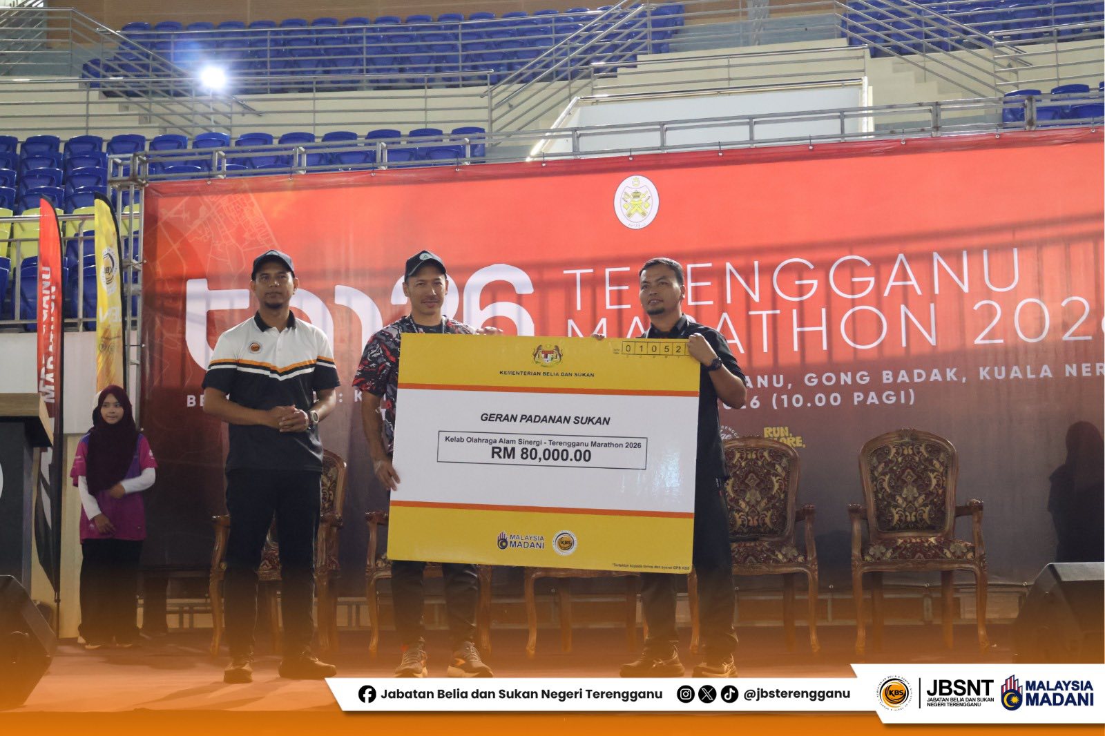 MAJLIS PENYAMPAIAN CEK CURA SEMPENA PENGANJURAN TERENGGANU MARATHON 2026