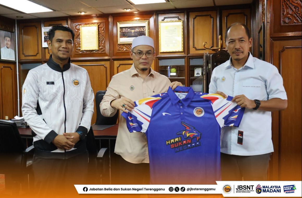 KUNJUNGAN HORMAT PENGARAH JBSNT KEPADA YB USTAZ HISHAMUDDIN ABDUL KARIM