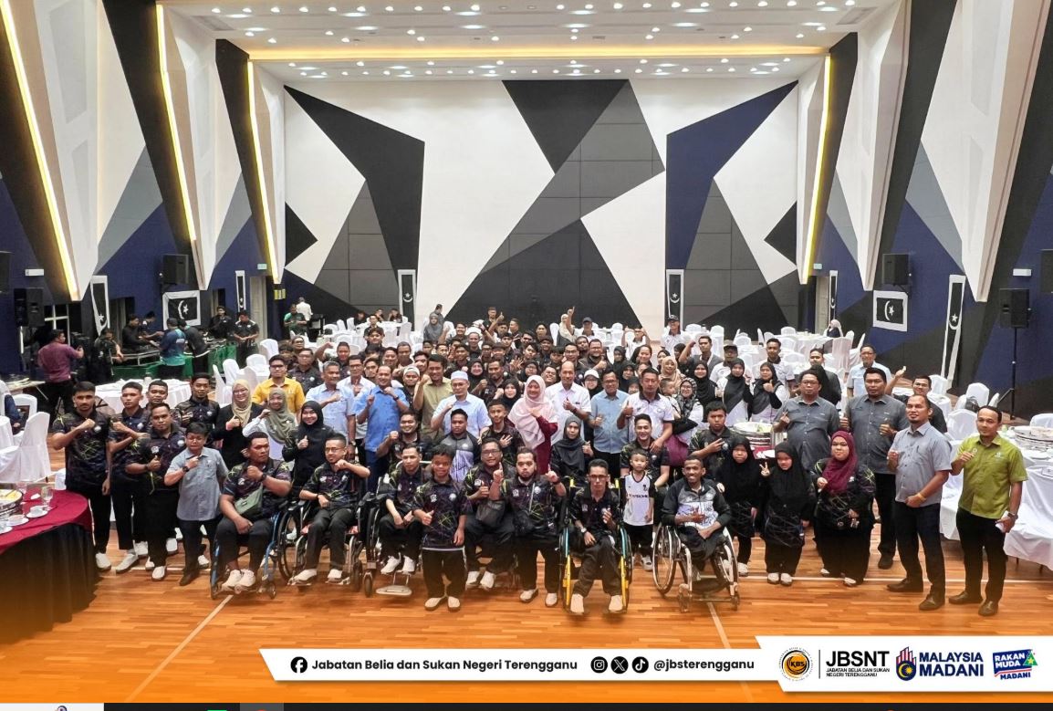 MAJLIS PENYERAHAN BENDERA KONTINJEN TERENGGANU KE PARA SUKMA XXII SELANGOR 2026