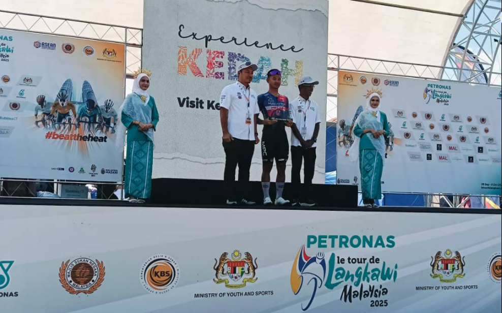 ACARA PENAMAT PETRONAS LE TOUR DE LANGKAWI 2025, PERINGKAT 4 (KUALA TERENGGANU - KEMAMAN) BERLANGSUNG PENUH MERIAH