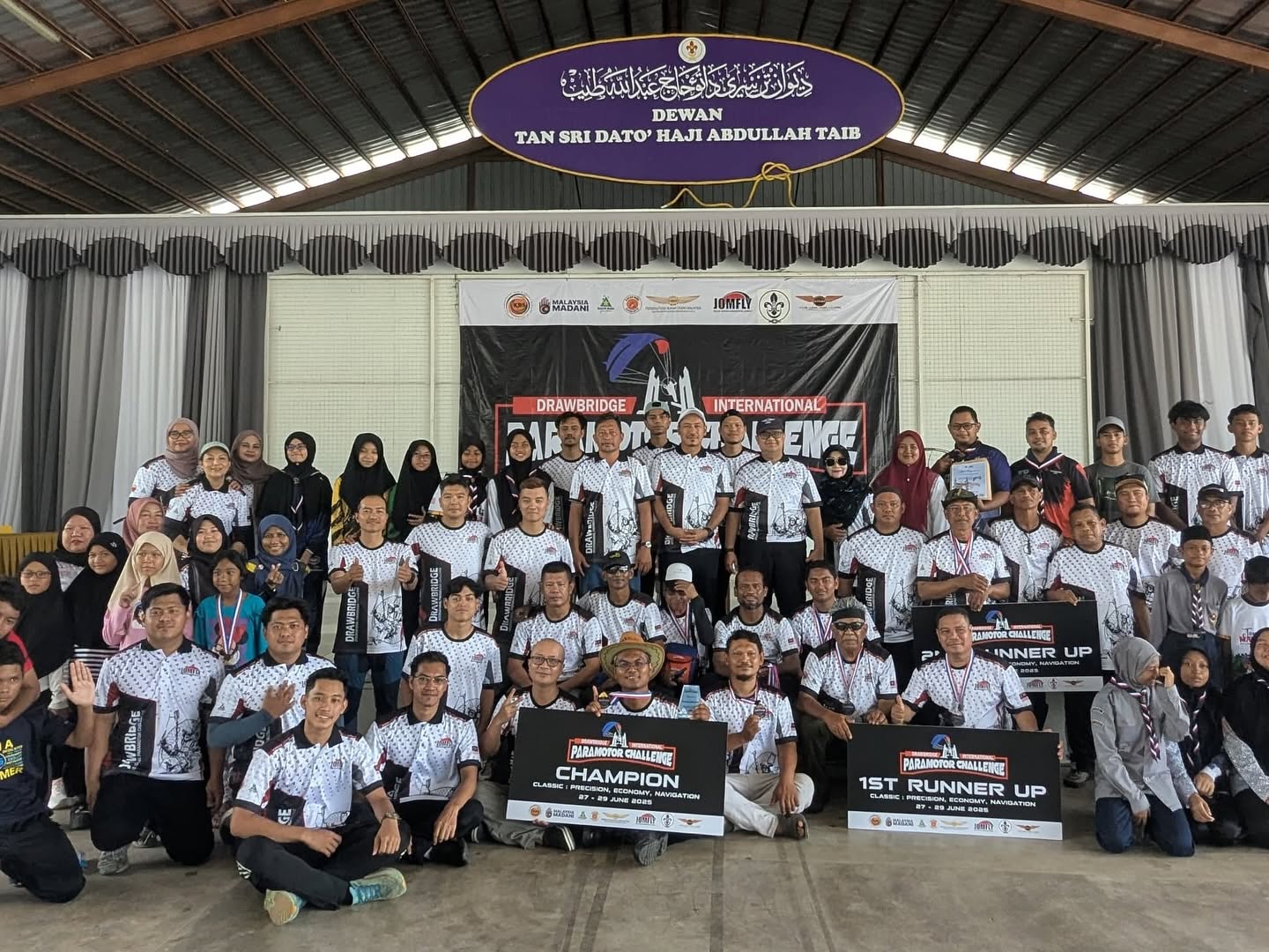 MAJLIS PERASMIAN DAN PENYAMPAIAN HADIAH DRAWBRIDGE INTERNATIONAL PARAMOTOR CHALLENGE 2025 MERIAH DI KUALA TERENGGANU