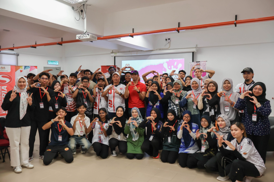 KURSUS SUKARELAWAN ANAK MALAYSIA (SATRIA) - TAHAP ASAS, PERINGKAT ZON TIMUR 